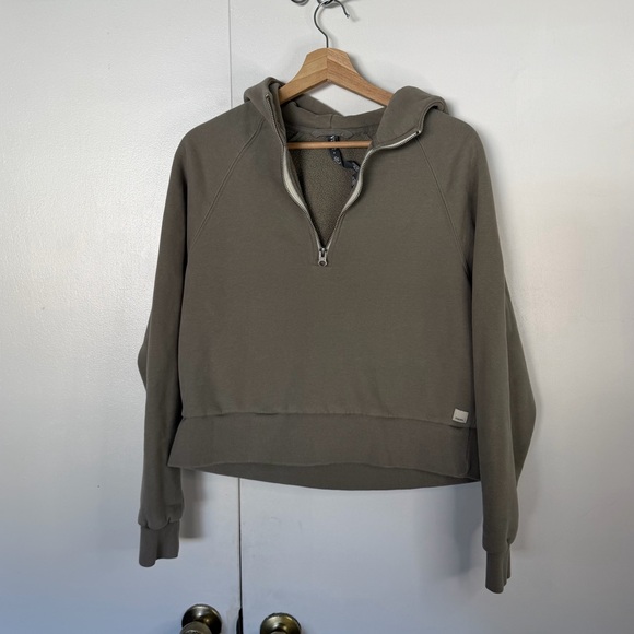 Vuori restore half zip hoodie - Picture 2 of 4